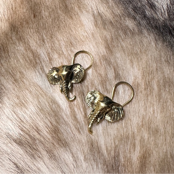 Vintage Solid Brass Tibetan Elephant Dangle Earrings - Picture 3 of 3